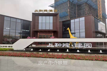 出售泰安东岳小区3室2厅1卫91平精装修